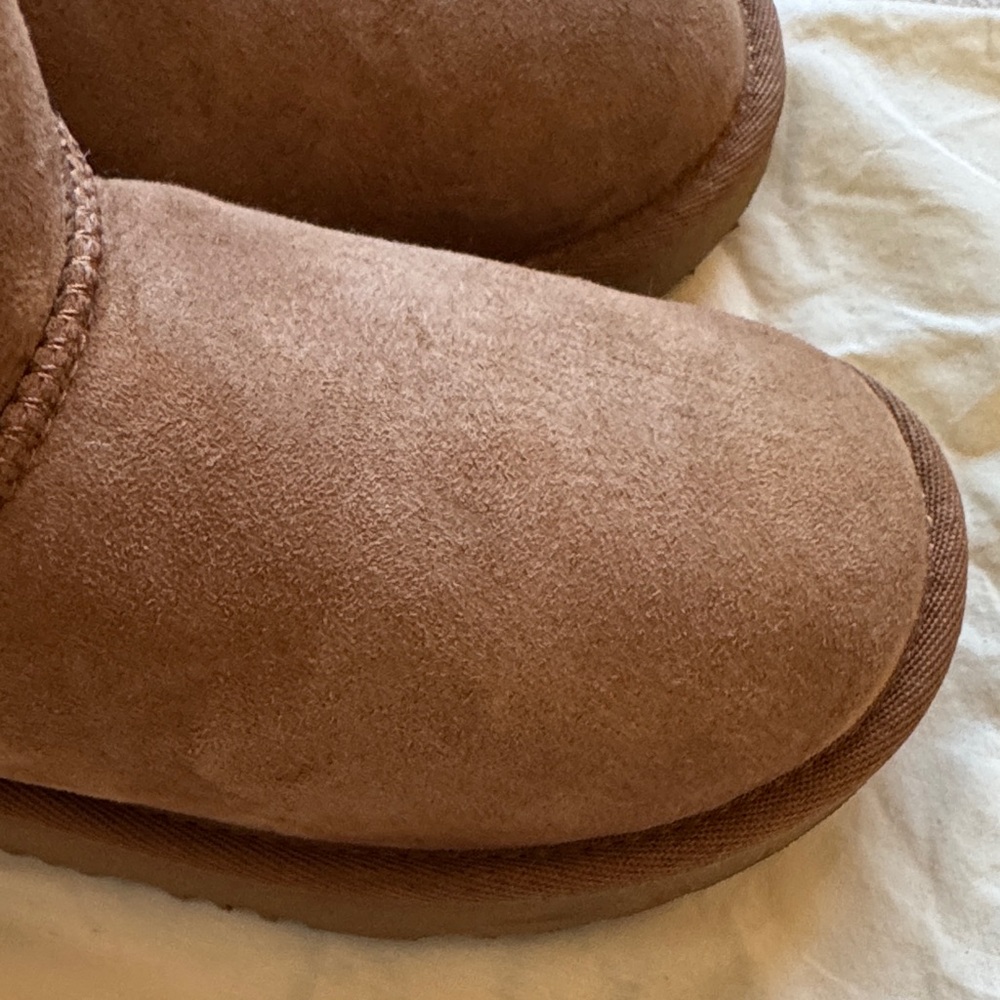 UGG Kids 13 Mini Bailey Bow II water resistant - Picture 12 of 15